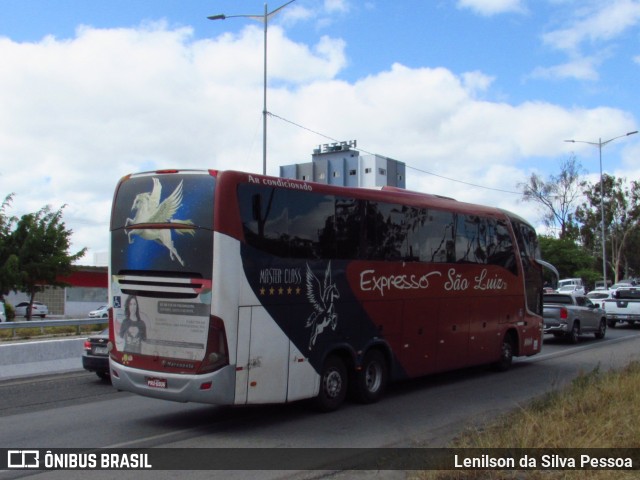 Expresso São Luiz 8060 na cidade de Caruaru, Pernambuco, Brasil, por Lenilson da Silva Pessoa. Número da foto: #12489122.