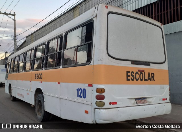 Escolares 1209 na cidade de Cariacica, Espírito Santo, Brasil, por Everton Costa Goltara. Número da foto: #12487970.