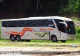 Sany Tour 9200 na cidade de Angra dos Reis, Rio de Janeiro, Brasil, por Luiz Petriz. Número da foto: #:id.