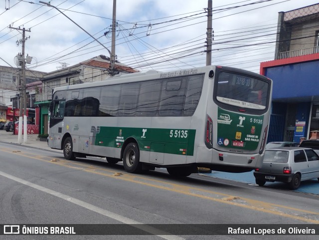 Move 5 5135 na cidade de São Paulo, São Paulo, Brasil, por Rafael Lopes de Oliveira. Número da foto: #12490939.
