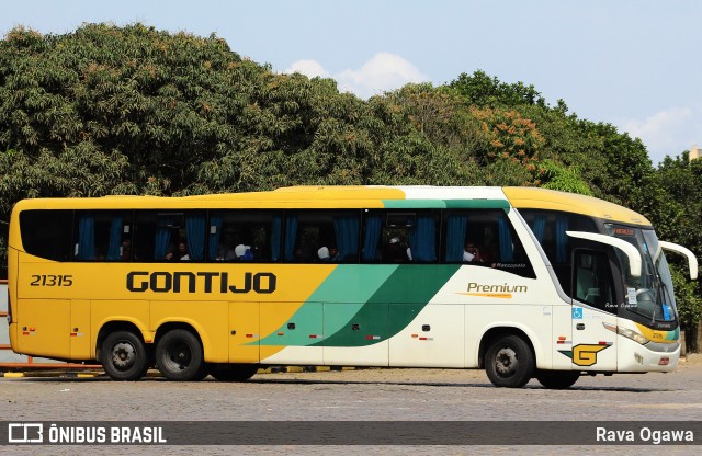Empresa Gontijo de Transportes 21315 na cidade de Vitória da Conquista, Bahia, Brasil, por Rava Ogawa. Número da foto: #12490510.
