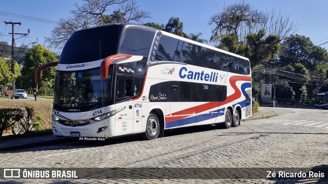 Cantelli Tur Agência de Viagens e Turismo 4714 na cidade de Petrópolis, Rio de Janeiro, Brasil, por Zé Ricardo Reis. Número da foto: #12493694.