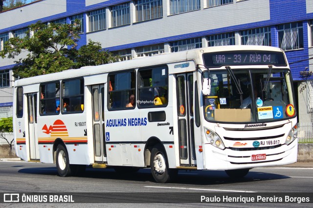 Viação Agulhas Negras RJ 169.017 na cidade de Volta Redonda, Rio de Janeiro, Brasil, por Paulo Henrique Pereira Borges. Número da foto: #12493875.