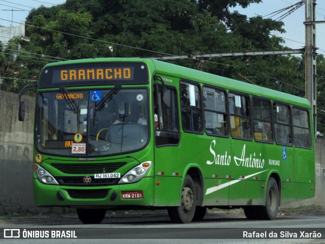 Transportes Santo Antônio RJ 161.042 na cidade de Duque de Caxias, Rio de Janeiro, Brasil, por Rafael da Silva Xarão. Número da foto: #12493399.