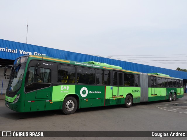 Metrobus 1201 na cidade de Goiânia, Goiás, Brasil, por Douglas Andrez. Número da foto: #12496557.