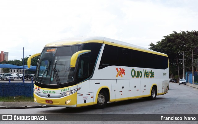 Auto Viação Ouro Verde 13097 na cidade de São Paulo, São Paulo, Brasil, por Francisco Ivano. Número da foto: #12456041.