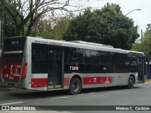 Viação Metrópole Paulista - Zona Sul 7 3419 na cidade de São Paulo, São Paulo, Brasil, por Mateus C.  Cardoso. Número da foto: #12453572.
