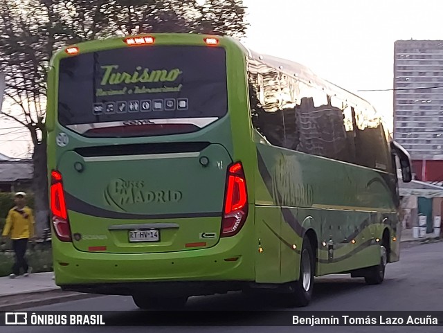 Buses Madrid RTHV14 na cidade de Estación Central, Santiago, Metropolitana de Santiago, Chile, por Benjamín Tomás Lazo Acuña. Número da foto: #12454790.