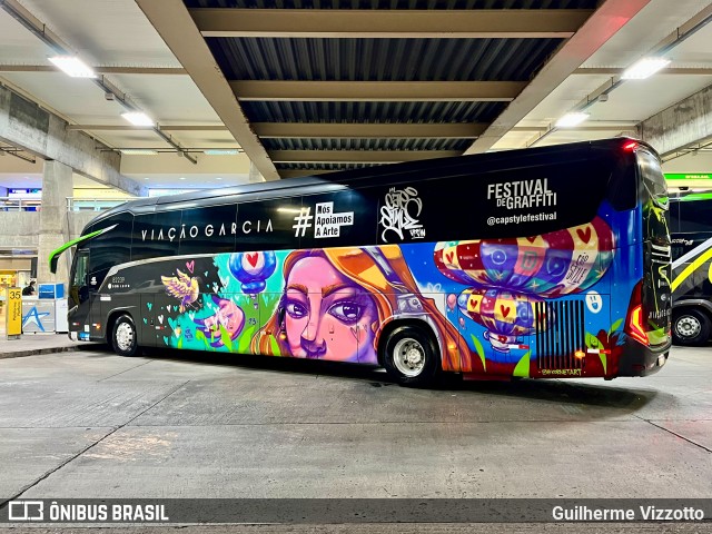 Viação Garcia 82239 na cidade de Curitiba, Paraná, Brasil, por Guilherme Vizzotto. Número da foto: #12455816.