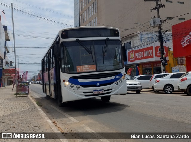 Transvida Transporte Coletivo 2044 na cidade de Ji-Paraná, Rondônia, Brasil, por Gian Lucas  Santana Zardo. Número da foto: #12453515.