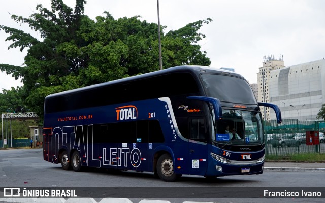 Viação Total 201 na cidade de São Paulo, São Paulo, Brasil, por Francisco Ivano. Número da foto: #12455920.