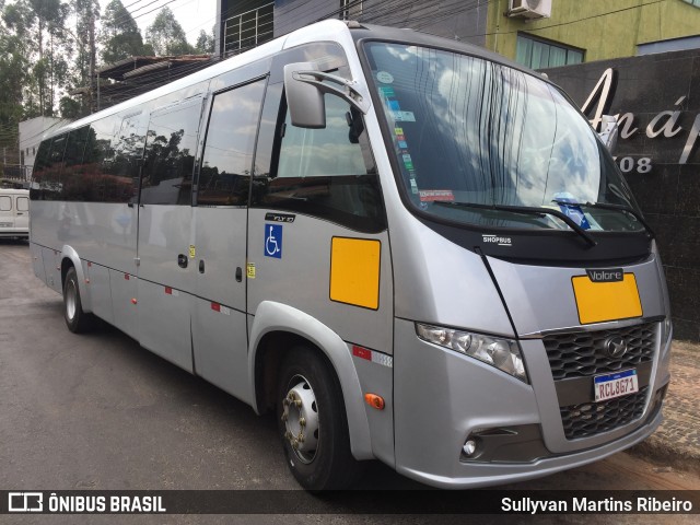 Ônibus Particulares 8671 na cidade de Anápolis, Goiás, Brasil, por Sullyvan Martins Ribeiro. Número da foto: #12454376.