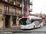 Buses Dominguez FXVR94 na cidade de Santa Cruz, Colchagua, Libertador General Bernardo O'Higgins, Chile, por Pablo Andres Yavar Espinoza. Número da foto: #12453778.