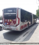 Viação Metrópole Paulista - Zona Sul 7 3016 na cidade de São Paulo, São Paulo, Brasil, por LUIS FELIPE CANDIDO NERI. Número da foto: #:id.