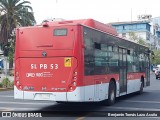 Redbus Urbano 1556 na cidade de Providencia, Santiago, Metropolitana de Santiago, Chile, por Benjamín Tomás Lazo Acuña. Número da foto: #12453478.