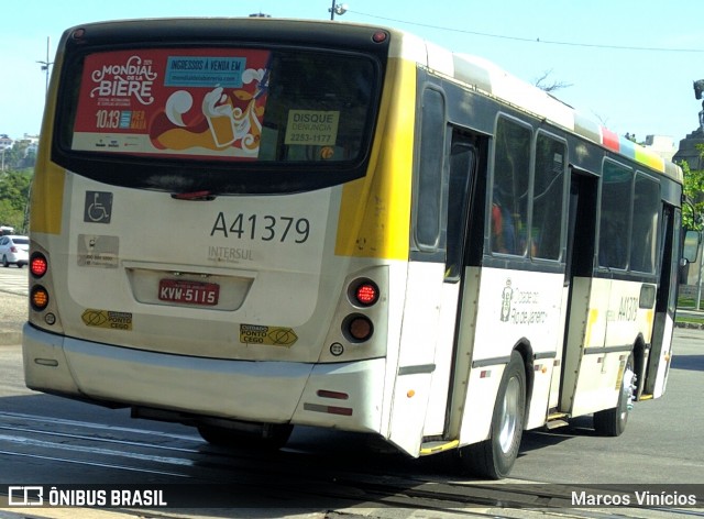 Real Auto Ônibus A41379 na cidade de Rio de Janeiro, Rio de Janeiro, Brasil, por Marcos Vinícios. Número da foto: #12500828.