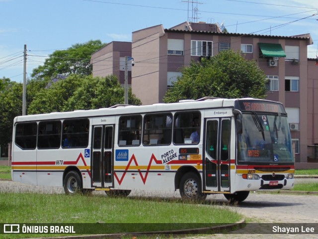 SOPAL - Sociedade de Ônibus Porto-Alegrense Ltda. 6670 na cidade de Porto Alegre, Rio Grande do Sul, Brasil, por Shayan Lee. Número da foto: #12500926.