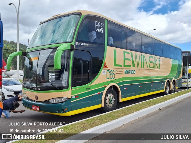 Lewitur - Lewinski Turismo 0165 na cidade de Porto Alegre, Rio Grande do Sul, Brasil, por JULIO SILVA. Número da foto: #12501063.