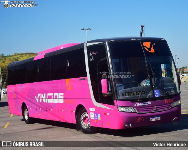Vinicios Turística 1308 na cidade de Duque de Caxias, Rio de Janeiro, Brasil, por Victor Henrique. Número da foto: #12500681.