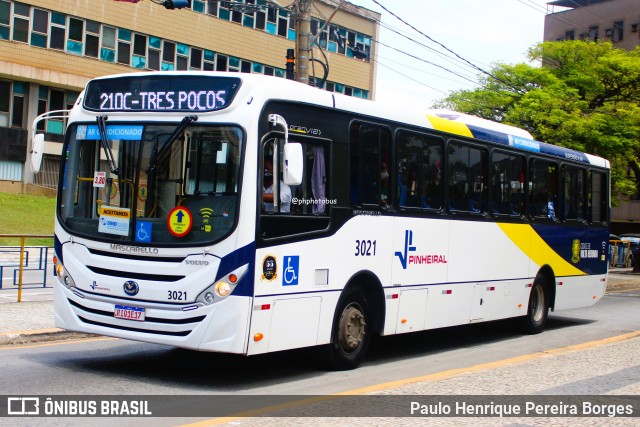 Viação Pinheiral 3021 na cidade de Volta Redonda, Rio de Janeiro, Brasil, por Paulo Henrique Pereira Borges. Número da foto: #12500152.