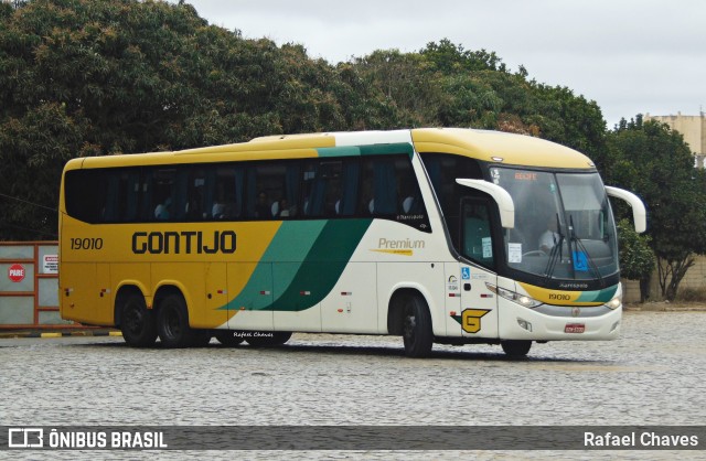 Empresa Gontijo de Transportes 19010 na cidade de Vitória da Conquista, Bahia, Brasil, por Rafael Chaves. Número da foto: #12503822.