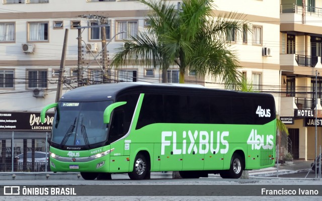 4bus - Cooperativa de Transporte Rodoviário de Passageiros Serviços e Tecnologia - Buscoop 44011 na cidade de Balneário Camboriú, Santa Catarina, Brasil, por Francisco Ivano. Número da foto: #12503825.