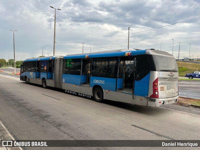 Mobi Rio E30525C na cidade de Rio de Janeiro, Rio de Janeiro, Brasil, por Daniel Henrique. Número da foto: #12503769.