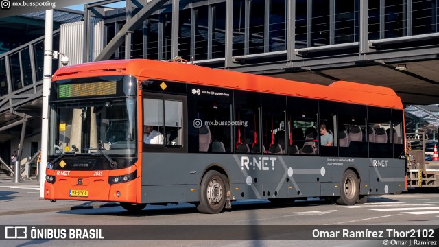 Transdev 2085 na cidade de Haarlemmermeer, North Holland, Países Baixos, por Omar Ramírez Thor2102. Número da foto: #12503481.