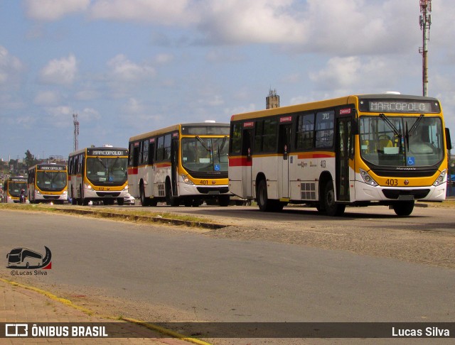Empresa Metropolitana 403 na cidade de Jaboatão dos Guararapes, Pernambuco, Brasil, por Lucas Silva. Número da foto: #12503668.