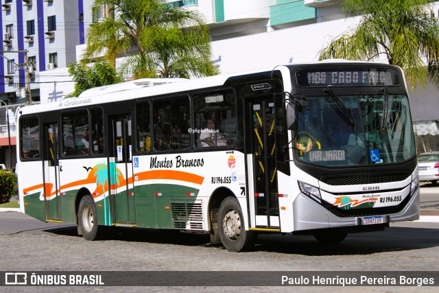 Viação Montes Brancos RJ 196.055 na cidade de Cabo Frio, Rio de Janeiro, Brasil, por Paulo Henrique Pereira Borges. Número da foto: #12503187.