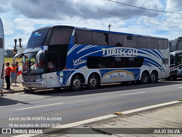 Turiscoll - Turismo Collet Ltda. 29000 na cidade de Porto Alegre, Rio Grande do Sul, Brasil, por JULIO SILVA. Número da foto: #12501665.