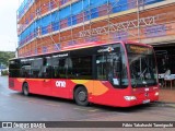 Carousel Buses 889 na cidade de Chesham, Buckinghamshire, Inglaterra, por Fábio Takahashi Tanniguchi. Número da foto: #:id.