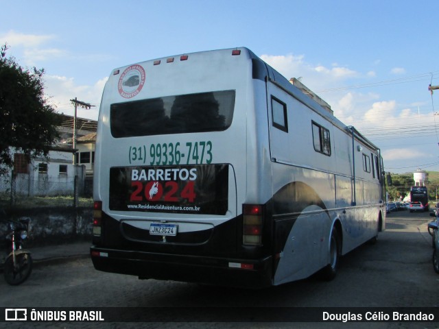 Motorhomes 3C24 na cidade de Juiz de Fora, Minas Gerais, Brasil, por Douglas Célio Brandao. Número da foto: #12506159.