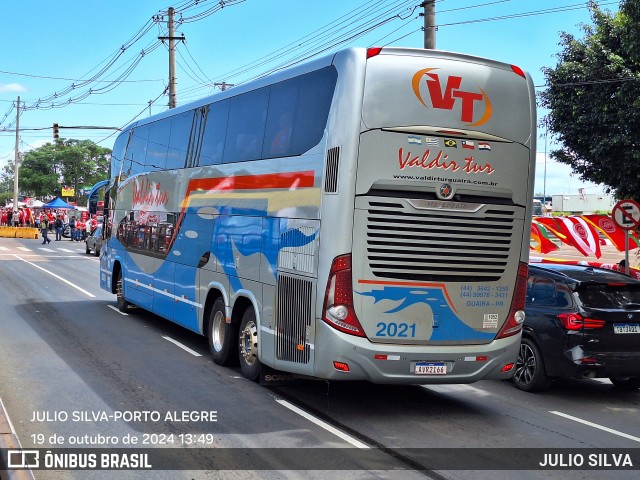 Valdir Tur 2021 na cidade de Porto Alegre, Rio Grande do Sul, Brasil, por JULIO SILVA. Número da foto: #12506161.