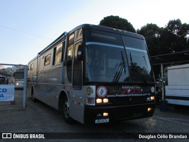 Motorhomes 3C24 na cidade de Juiz de Fora, Minas Gerais, Brasil, por Douglas Célio Brandao. Número da foto: #12506158.