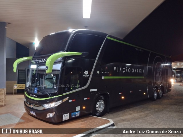 Viação Garcia 8412 na cidade de Santa Cruz do Rio Pardo, São Paulo, Brasil, por André Luiz Gomes de Souza. Número da foto: #12506620.