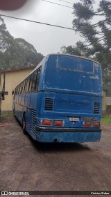 Ônibus Particulares  na cidade de São Francisco de Paula, Rio Grande do Sul, Brasil, por Vinícius Weber. Número da foto: #12504562.