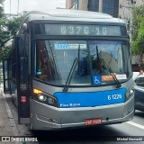 Viação Grajaú S.A. 6 1226 na cidade de São Paulo, São Paulo, Brasil, por Michel Nowacki. Número da foto: #:id.