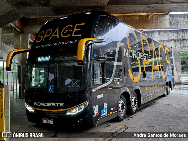Expresso Nordeste 5720 na cidade de Curitiba, Paraná, Brasil, por Andre Santos de Moraes. Número da foto: #12508723.