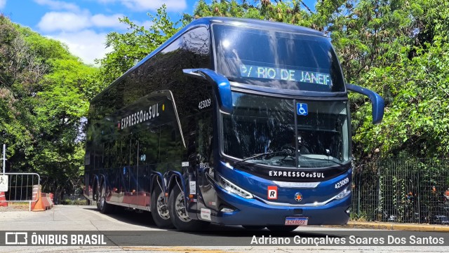 Expresso do Sul 423009 na cidade de São Paulo, São Paulo, Brasil, por Adriano Gonçalves Soares Dos Santos. Número da foto: #12506918.