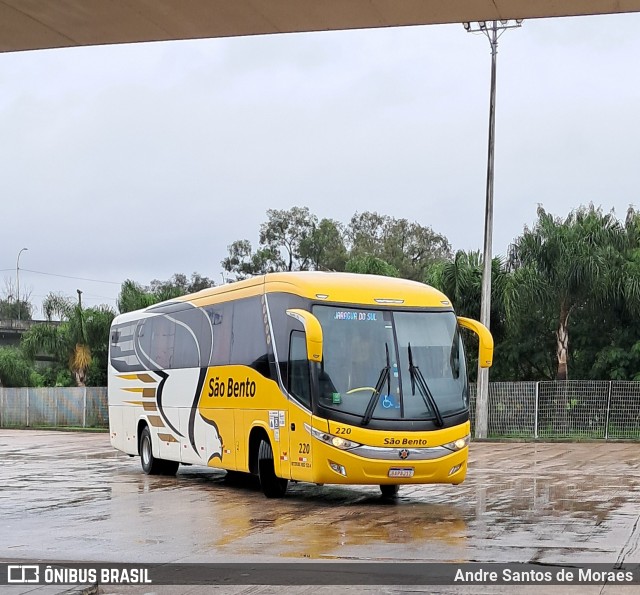 Expresso São Bento 220 na cidade de Curitiba, Paraná, Brasil, por Andre Santos de Moraes. Número da foto: #12508729.