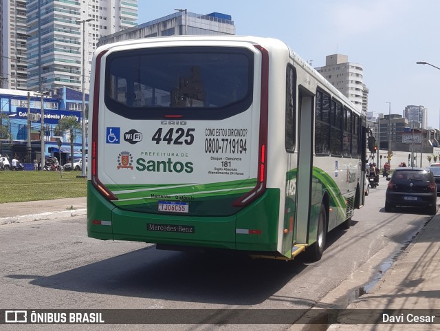 Viação Piracicabana Santos 4425 na cidade de Santos, São Paulo, Brasil, por Davi Cesar. Número da foto: #12507229.