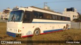 Ônibus Particulares  na cidade de Balneário Camboriú, Santa Catarina, Brasil, por Vinícius Weber. Número da foto: #:id.