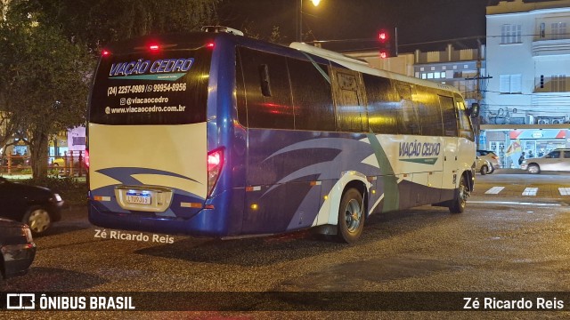 Viação Cedro 2585 na cidade de Petrópolis, Rio de Janeiro, Brasil, por Zé Ricardo Reis. Número da foto: #12509650.