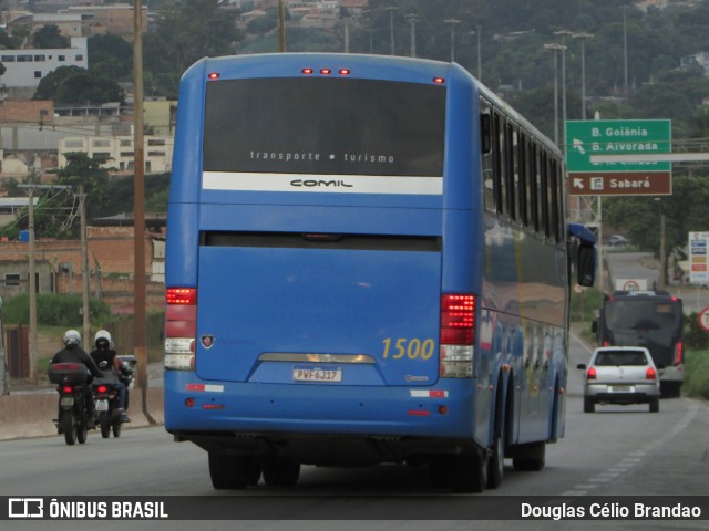 Expresso Nordestina 1500 na cidade de Belo Horizonte, Minas Gerais, Brasil, por Douglas Célio Brandao. Número da foto: #12510507.