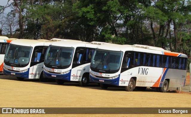 VMG - Viação Minas Gerais 2330 na cidade de Araxá, Minas Gerais, Brasil, por Lucas Borges . Número da foto: #12510611.