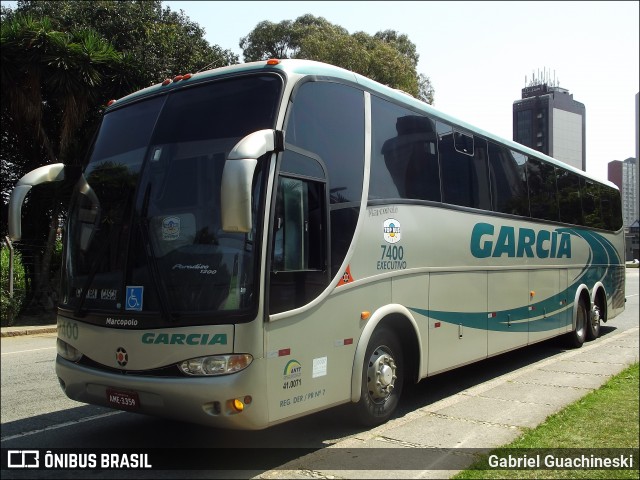 Viação Garcia 7400 na cidade de Curitiba, Paraná, Brasil, por Gabriel Guachineski. Número da foto: #12512916.