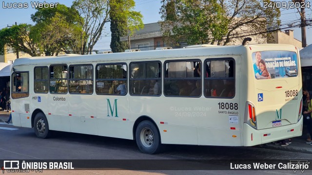 Viação Santo Ângelo 18088 na cidade de Curitiba, Paraná, Brasil, por Lucas Weber Calizario. Número da foto: #12511549.