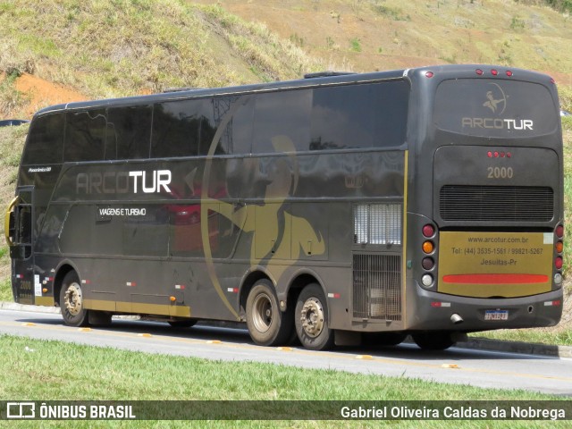 Arcotur Turismo 2000 na cidade de Aparecida, São Paulo, Brasil, por Gabriel Oliveira Caldas da Nobrega. Número da foto: #12511187.