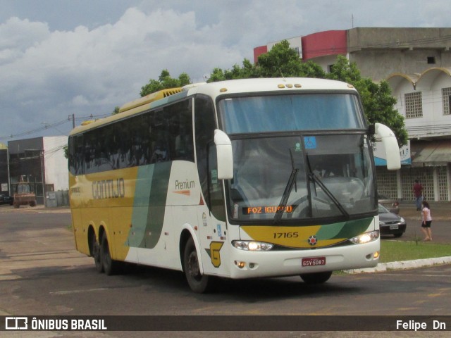 Empresa Gontijo de Transportes 17165 na cidade de Cascavel, Paraná, Brasil, por Felipe  Dn. Número da foto: #12513318.
